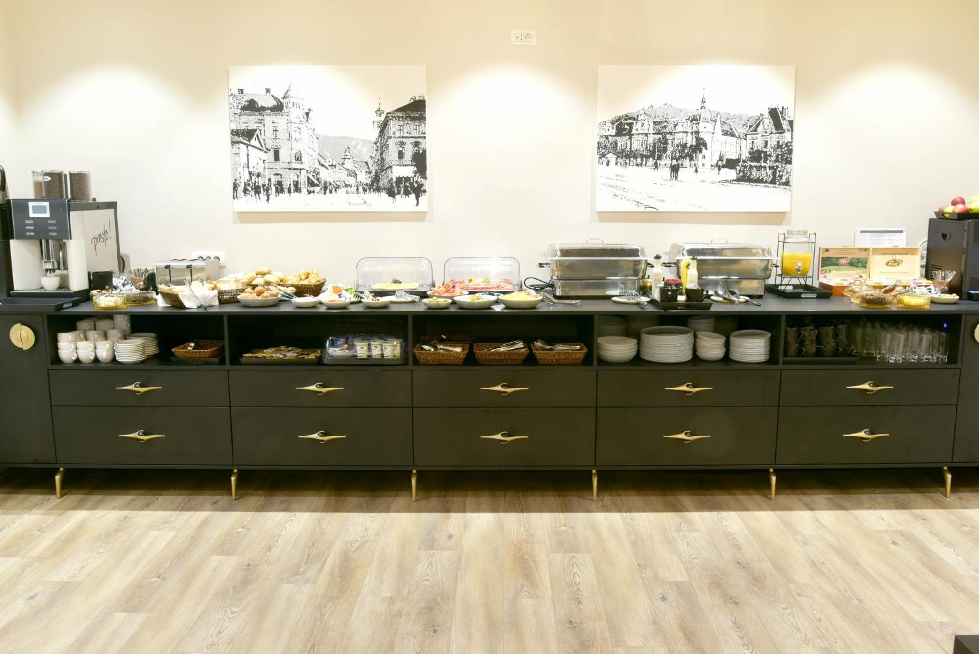 Prinz Gregor Hotel Brasov Ngoại thất bức ảnh