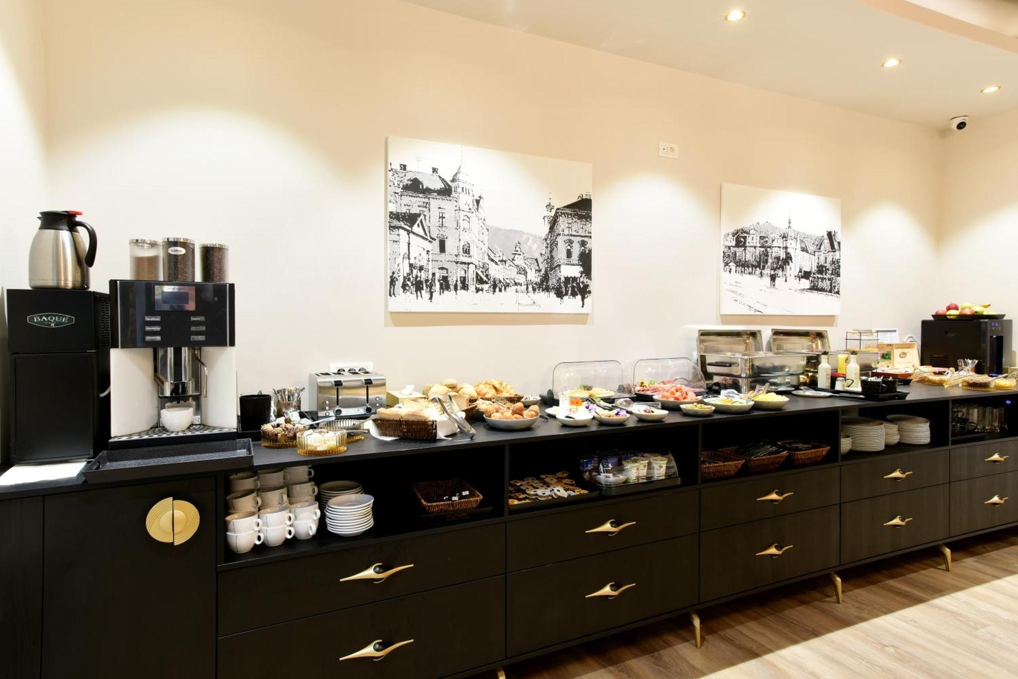 Prinz Gregor Hotel Brasov Ngoại thất bức ảnh